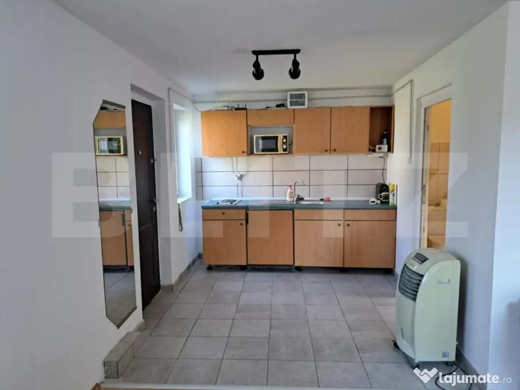 Casă cu 5 camere cu Teren 1600 Mp în Măgurele