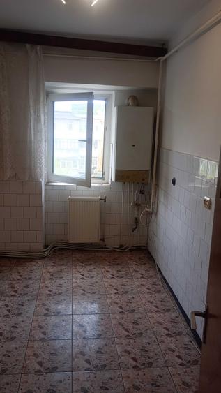 Apartament cu 2 camere decomandat în Dacia
