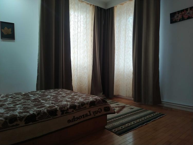Apartament cu 3 camere decomandat în Griviței