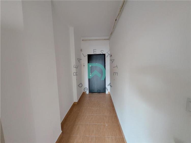 Apartament cu 2 camere semidecomandat în Hărmanului
