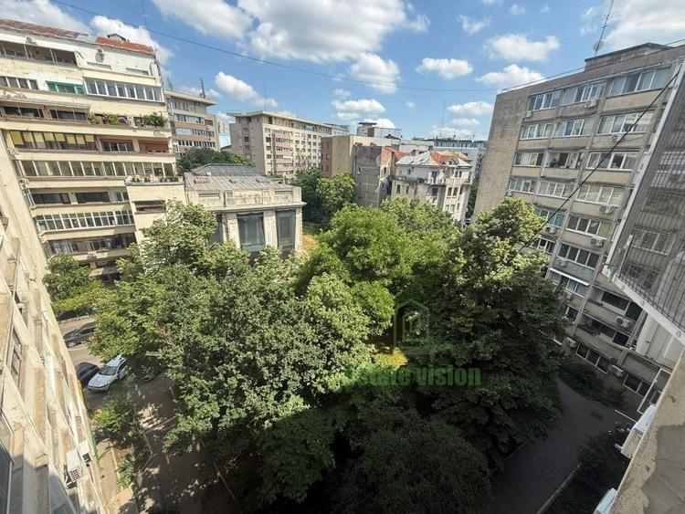 Apartament cu 2 camere decomandat în Sala Palatului
