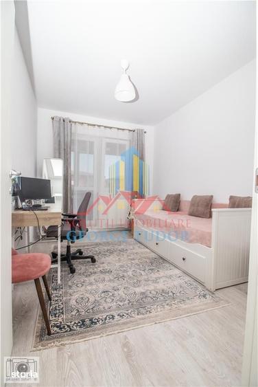 Apartament 3 camere decomandat, Avangarde City, Bl. 5, Str. Tineretulu - 15