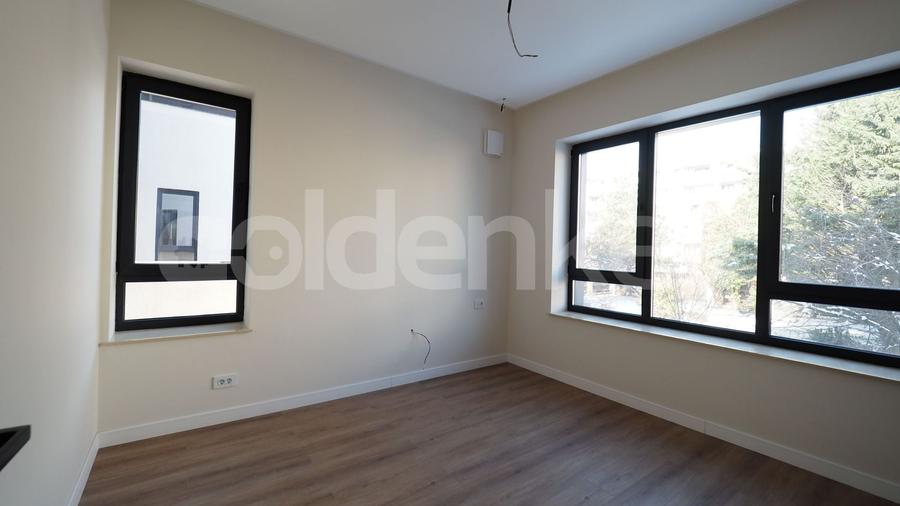 Duplex cu 5 camere cu Canalizare în Pipera