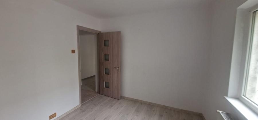 Inchiriez apartament 2 camere semidecomandat nemobilat zona Mioritei - 7