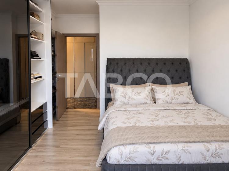 Apartament cu 3 camere decomandat, mobilat în Periferie