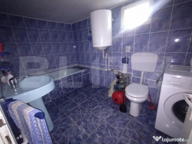 Casa 3 camere, 100mp si spatiu comercial, teren 513 mp, zona - 8