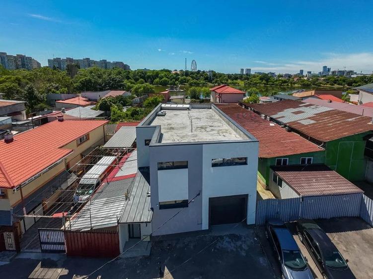 Spațiu comercial, de 306 mp, în Central