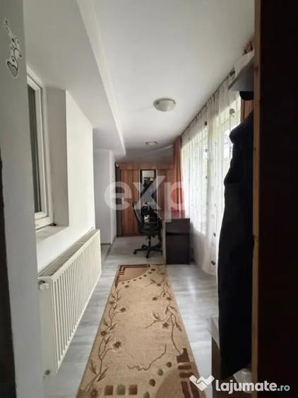 Apartament cu 2 camere decomandat în Războieni