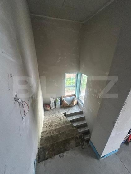 Casă individuală cu 5 camere cu Canalizare în Giarmata