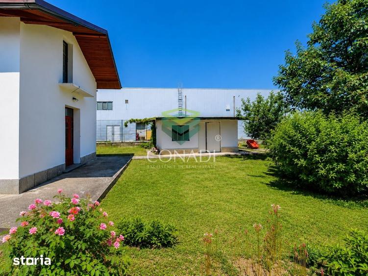 Casă cu 7 camere cu Teren 1875 Mp în Central