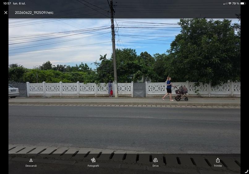 Casă cu 4 camere în Vadu Pașii