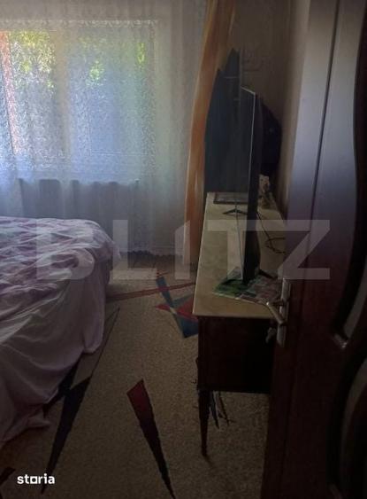 Apartament cu 4 camere decomandat în Burdujeni