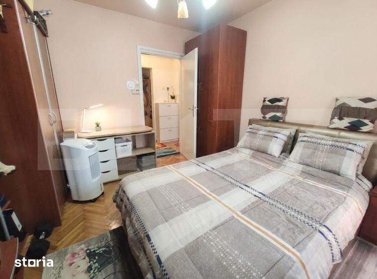 Apartament cu 4 camere decomandat în Soarelui