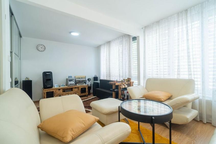 Apartament cu 2 camere decomandat în UTA