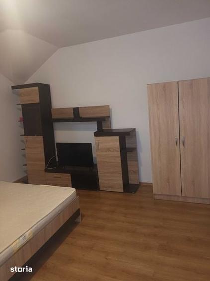 Garsonieră decomandată în Ștrand