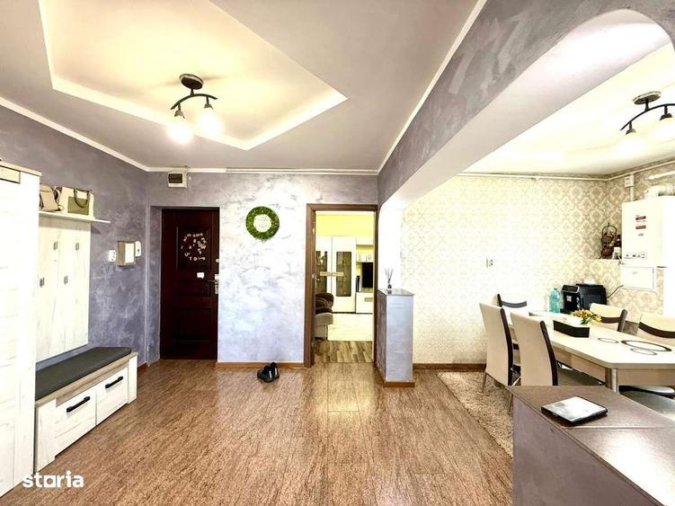 Apartament cu 3 camere decomandat în Central