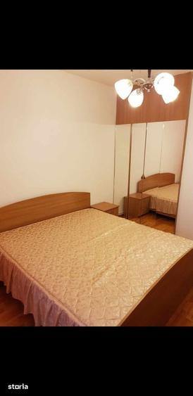 Apartament cu 3 camere în Tractorul