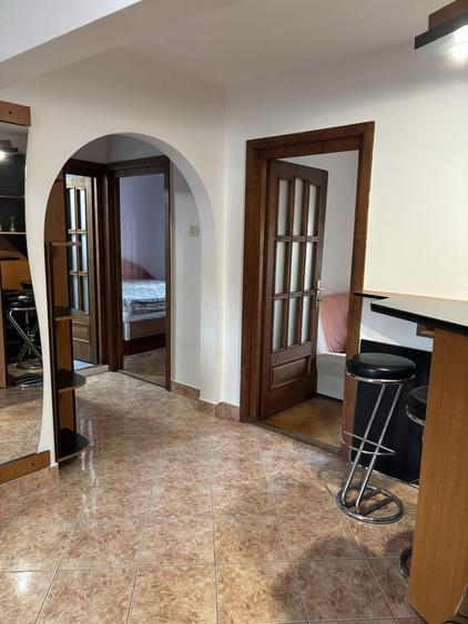 Apartament cu 3 camere decomandat în Grigorescu