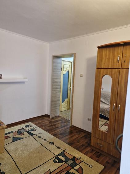 Apartament cu 2 camere semidecomandat în Exterior Vest