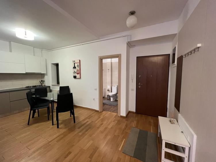 Apartament cu 2 camere decomandat, mobilat în Herăstrău