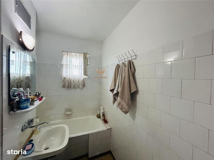 Apartament cu 4 camere semidecomandat în Turnișor