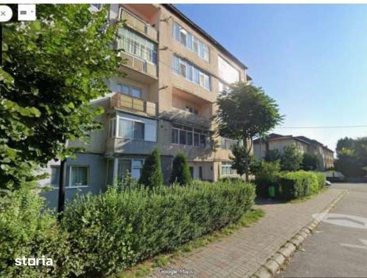 Apartament cu 3 camere în Micro 4