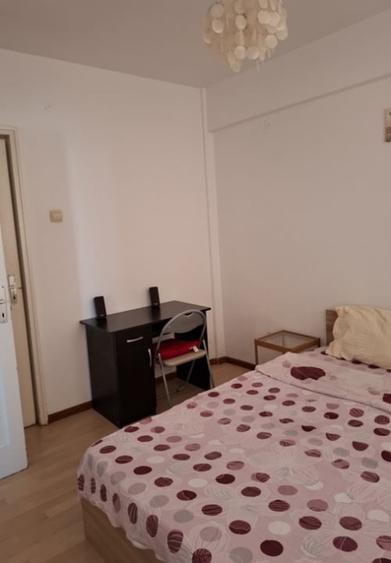 Apartament cu 2 camere semidecomandat, mobilat în Calea Victoriei