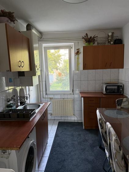 Apartament cu 3 camere în Tudor Vladimirescu