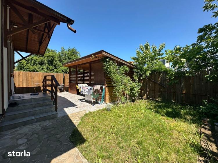 Casă cu 5 camere cu Teren 350 Mp în Balotești