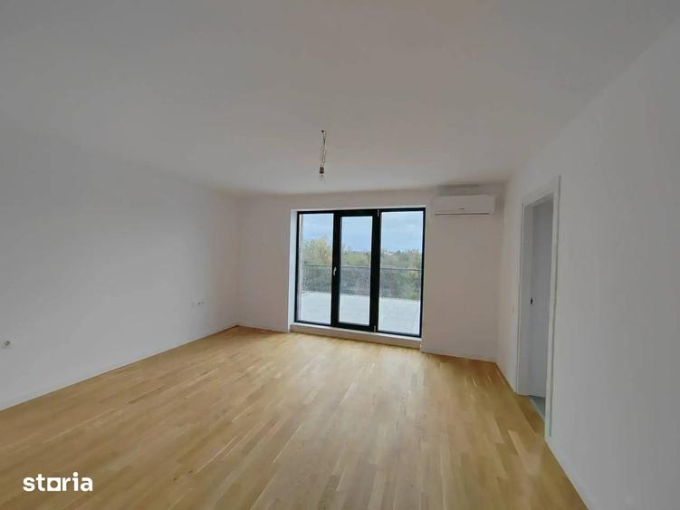 Apartament cu 3 camere decomandat în Străulești