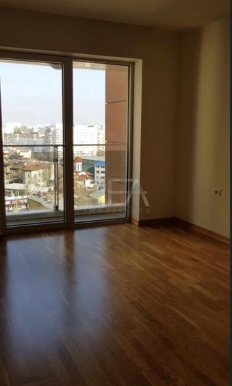 Apartament cu 3 camere decomandat, mobilat în Dristor