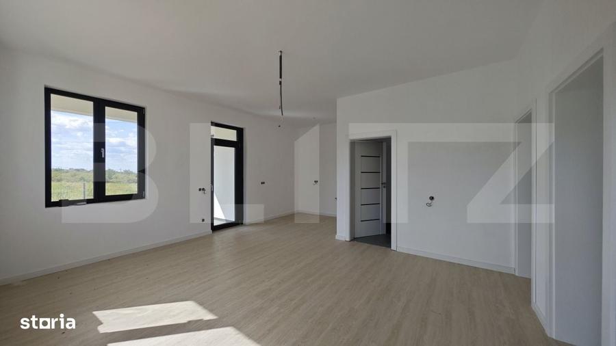 Casă cu 3 camere în Paleu