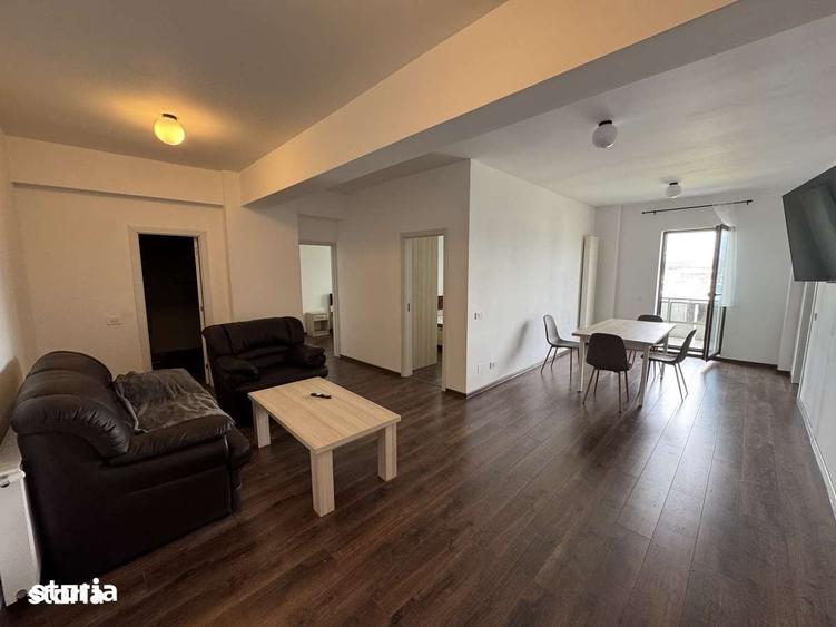 Apartament cu 3 camere decomandat în Central