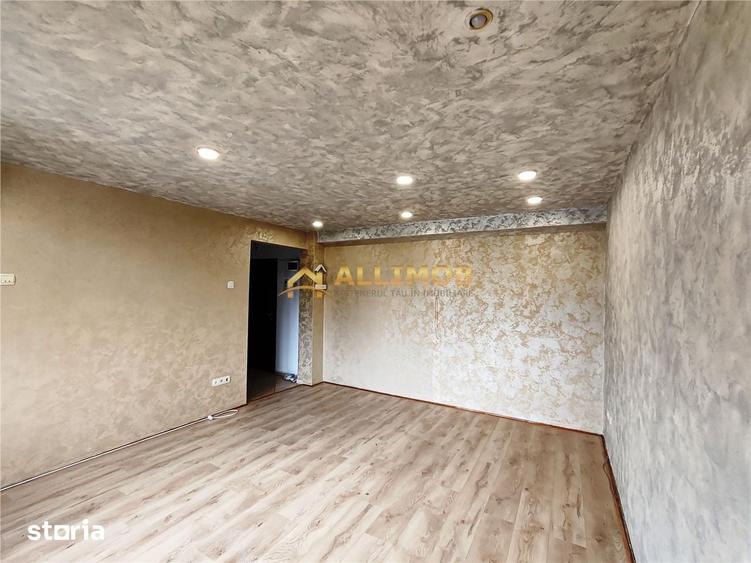 Garsoniera in Ploiesti, zona ultracentrala - 12
