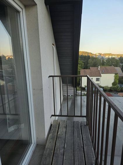 Apartament cu 3 camere decomandat în Grigorescu