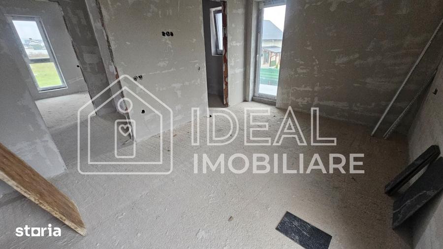 Casă cu 4 camere cu Teren 400 Mp în Central
