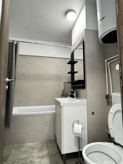 Apartament cu 2 camere decomandat în Crângași