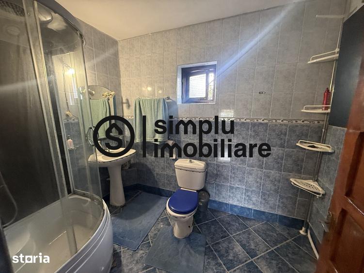 Casă cu 5 camere cu Teren 181 Mp în Rovine
