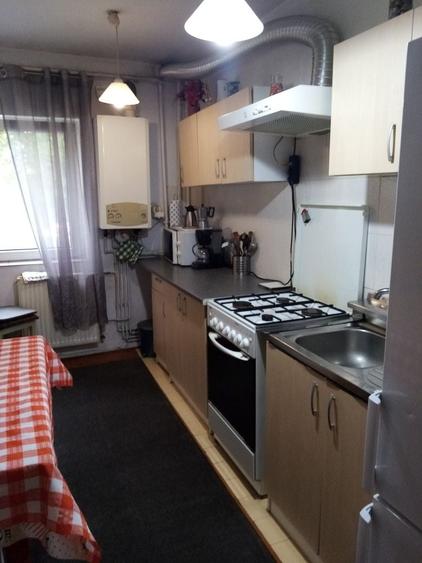 Apartament cu 2 camere decomandat în Exterior Vest