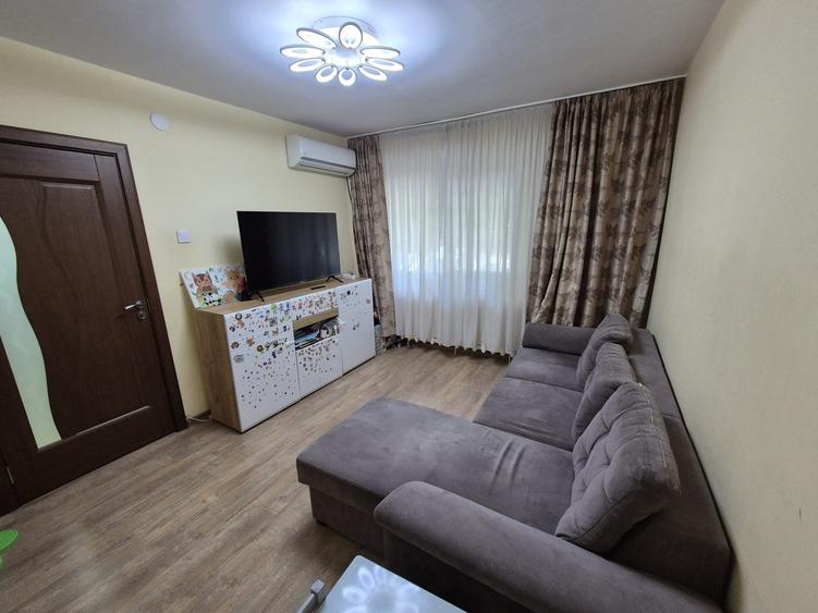 Apartament cu 2 camere decomandat în Ștefan cel Mare