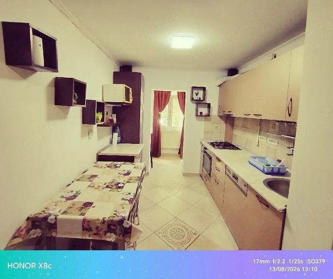 Apartament cu 3 camere decomandat în Arcu