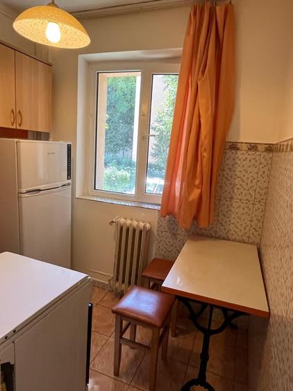 Garsonieră decomandată în Complex Studențesc