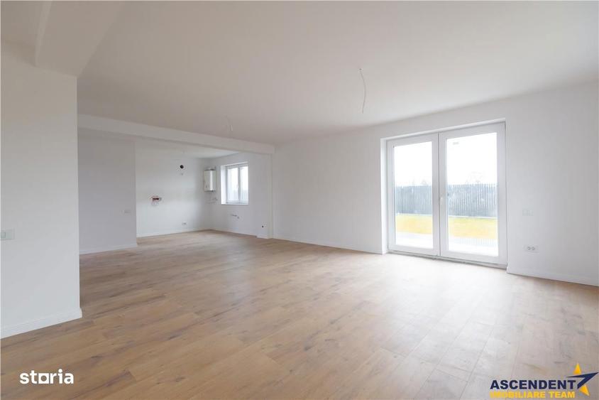 Casă cu 4 camere cu Teren 525 Mp în Sânpetru