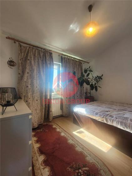 Apartament Modern 2 Camere la Mansarda, Poarta 6 - 11