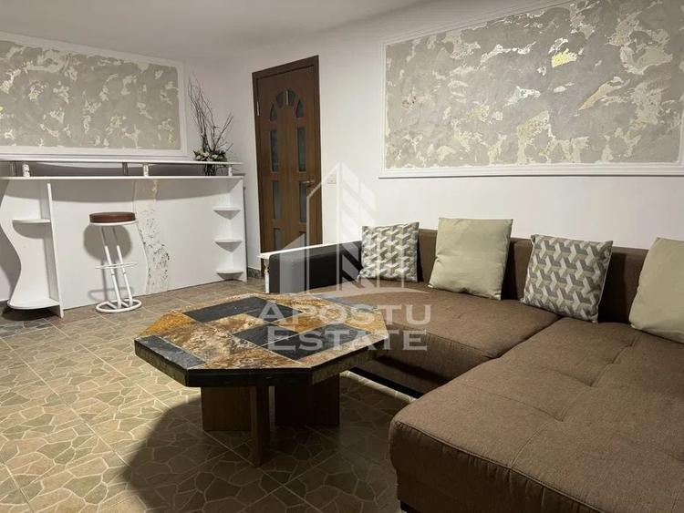 Apartament cu 2 camere decomandat, mobilat în Fratelia