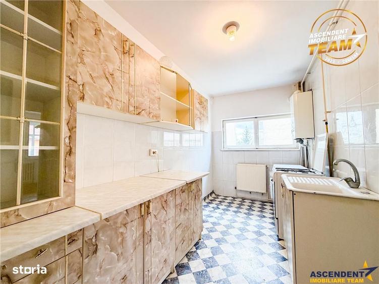 Apartament cu 2 camere, mobilat în Simeria