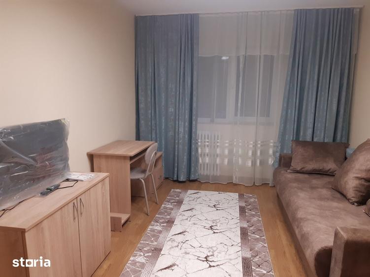 Apartament cu 2 camere decomandat în Alexandru cel Bun