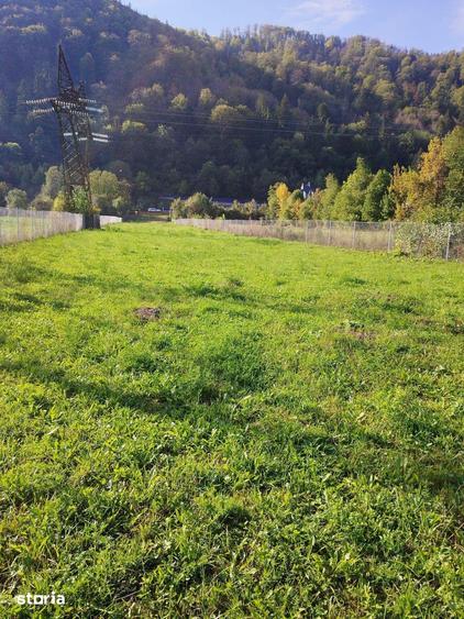Teren de 2860 mp, în Pângărați