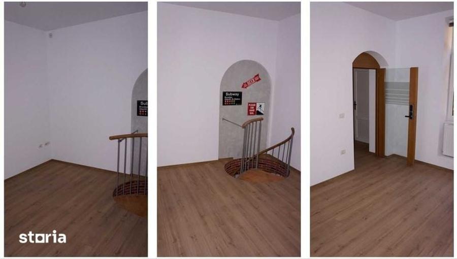 Apartament cu 7 camere pe 2 nivele + o garsoniera - 1