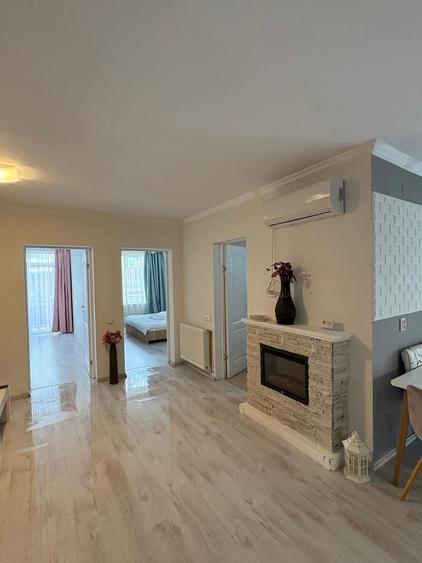 Apartament cu 3 camere decomandat, mobilat în Florești — fotografia 3